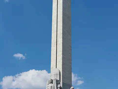 Brīvības piemineklis