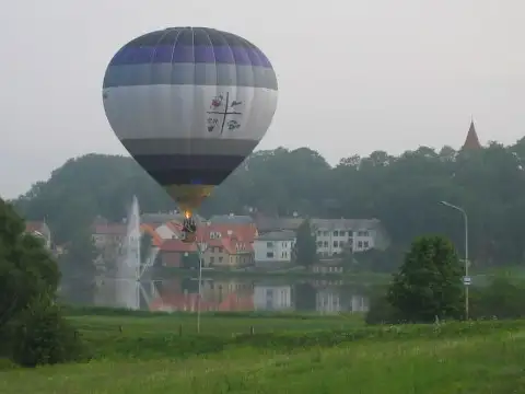 gaisa balons pie Talsiem (ilustratīvs)