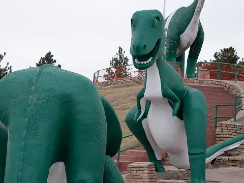 dinozauru figūras (ilustratīvs)