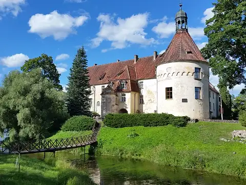 Jaunpils pils