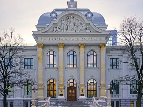 Muzeja galvenā ieeja