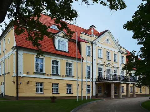 Mālpils muiža