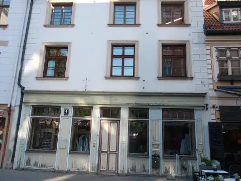 Skārņu iela 4