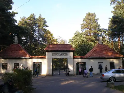 Zoodārza ieeja
