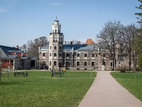 Siguldas Jaunā pils